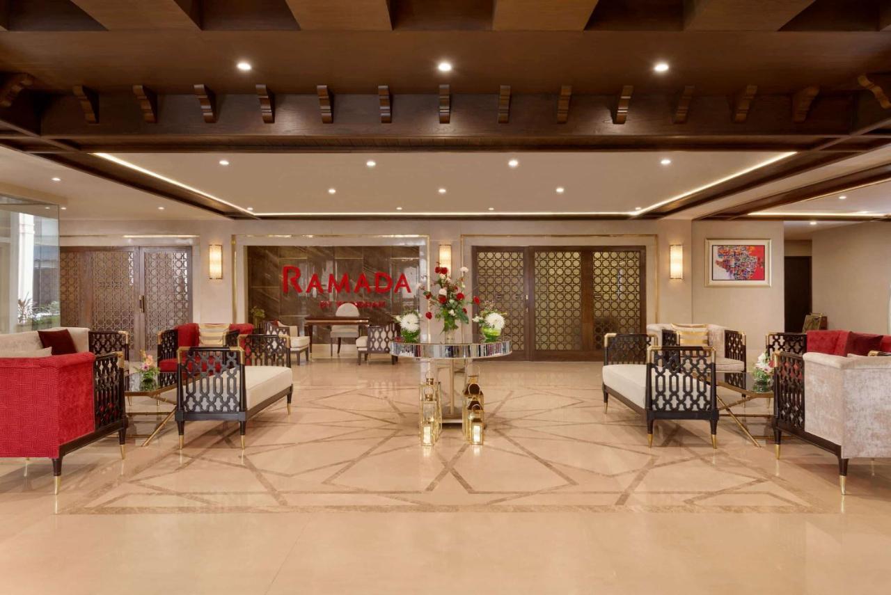 Отель Ramada By Wyndham Lahore Gulberg II Экстерьер фото